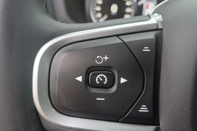 Volvo V60 din 2021 cu 130.900 km - oferta VOL158159 - foto 14