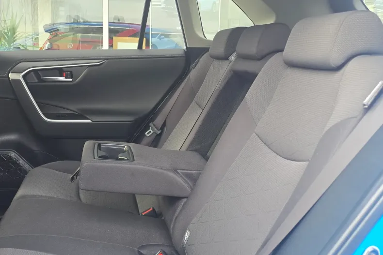 Toyota RAV4 din 2021 cu 80.234 km - oferta TOY158162 - foto 18