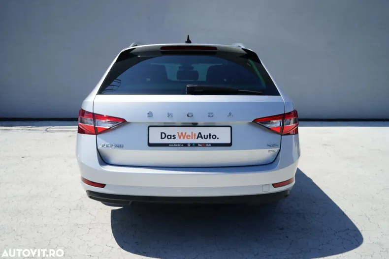 Skoda Superb din 2022 cu 154.545 km - oferta SKO158168 - foto 4