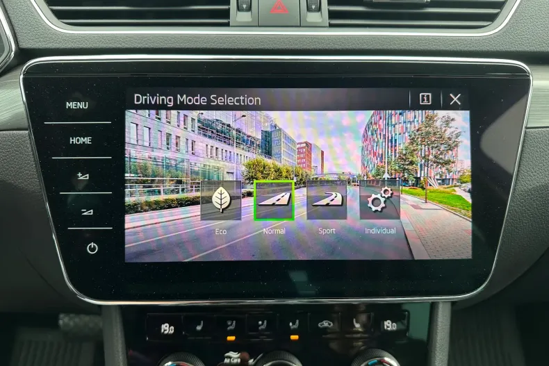 Skoda Superb din 2022 cu 154.545 km - oferta SKO158168 - foto 22