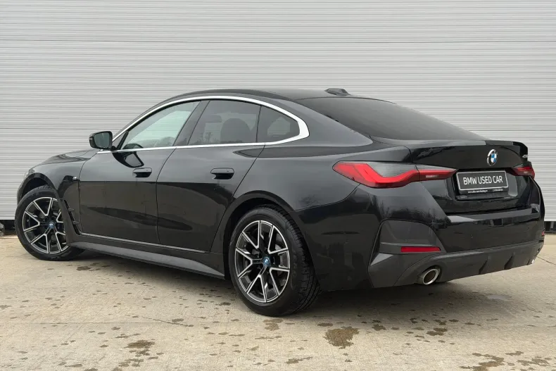 BMW Seria 4 din 2022 cu 35.827 km - oferta BMW158175 - foto 3