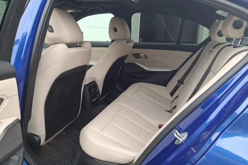 BMW Seria 3 din 2023 cu 32.282 km - oferta BMW158176 - foto 8