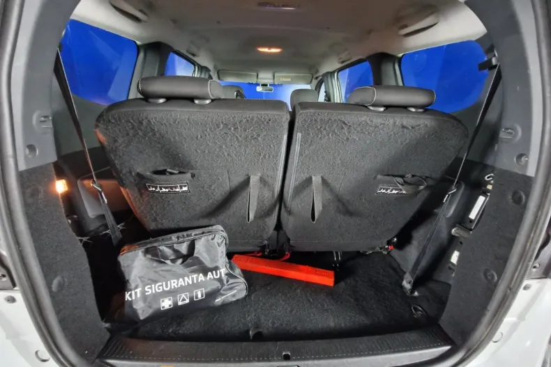 Dacia Lodgy din 2020 cu 101.206 km - oferta DAC158182 - foto 24