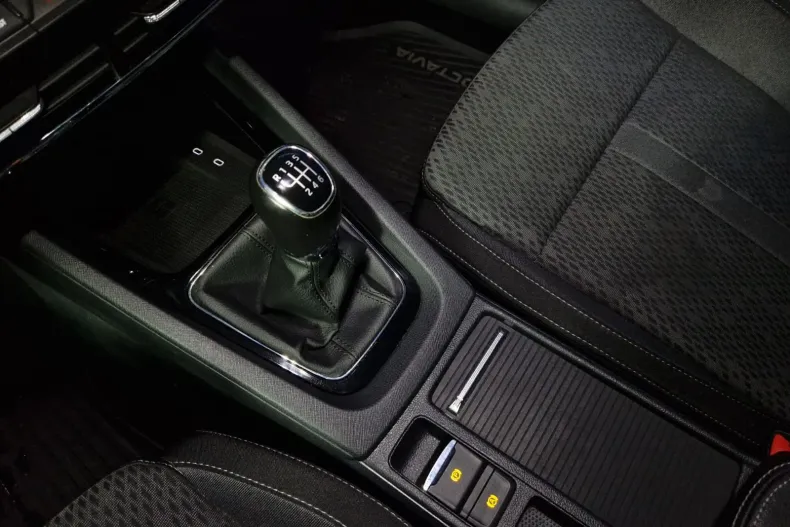 Skoda Octavia din 2021 cu 87.382 km - oferta SKO158184 - foto 31