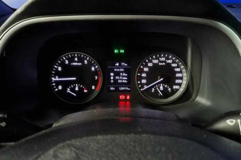 Hyundai TUCSON din 2019 cu 119.866 km - oferta HYU158185 - foto 16