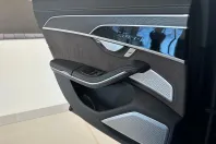 Audi A8 din 2022 cu 42.828 km - oferta AUD158186 - foto 21