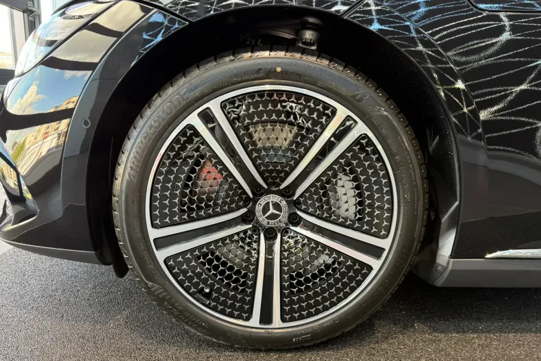 Mercedes-Benz EQE din 2025 cu 3.000 km - oferta MER158190 - foto 18