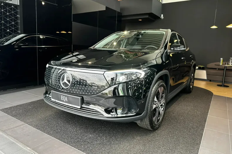 Mercedes-Benz EQA din 2025 cu 8 km - oferta MER158193 - foto 3
