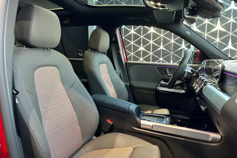 Mercedes-Benz EQB din 2024 cu 5.000 km - oferta MER158194 - foto 14