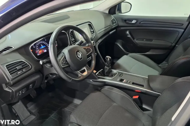 Renault Megane din 2023 cu 31.089 km - oferta REN158197 - foto 3