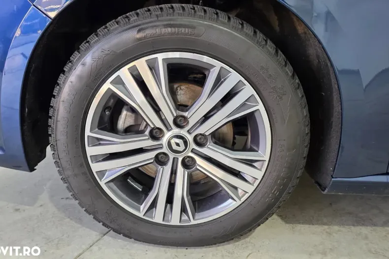 Renault Megane din 2023 cu 31.089 km - oferta REN158197 - foto 12