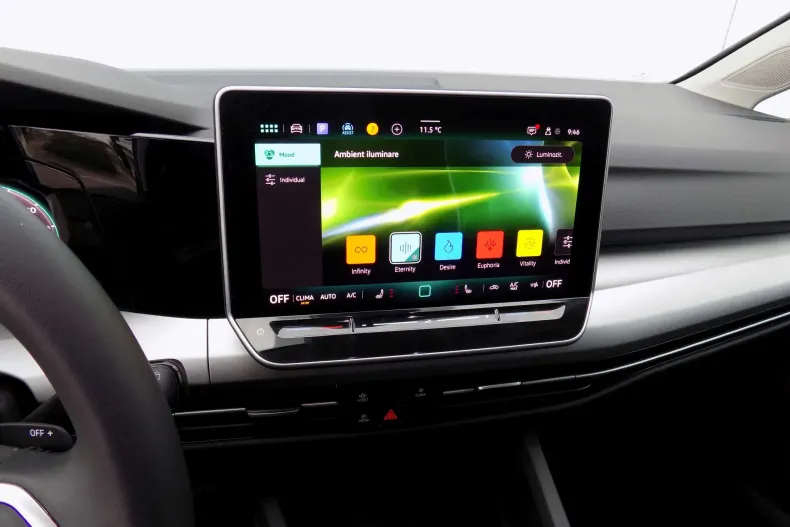 Volkswagen Golf din 2025 cu 6.313 km - oferta VOL158198 - foto 19