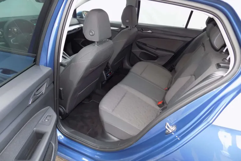 Volkswagen Golf din 2025 cu 6.313 km - oferta VOL158198 - foto 27