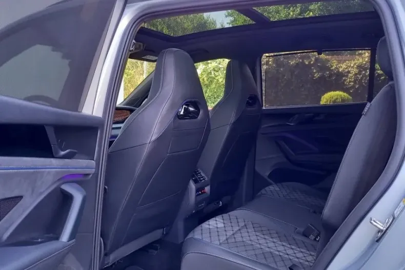 Volkswagen Tayron din 2025 cu 10.130 km - oferta VOL158200 - foto 5