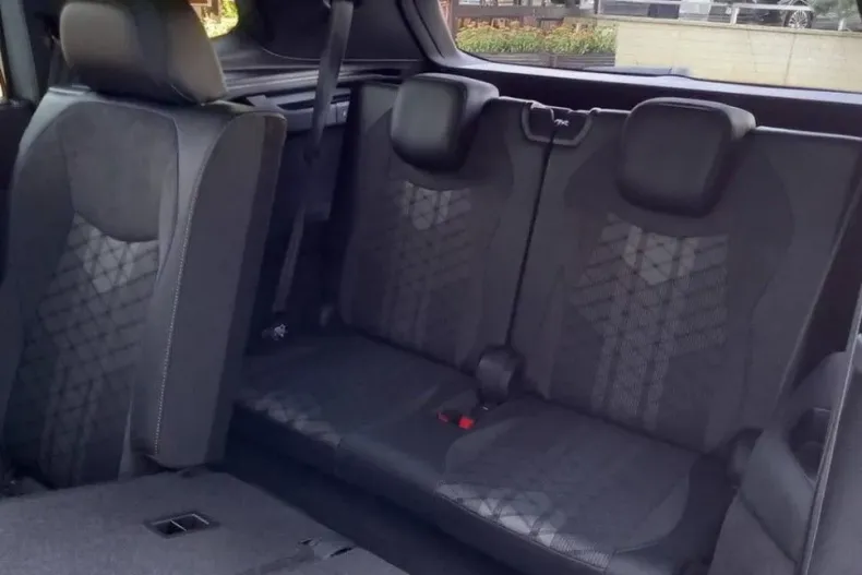 Volkswagen Tayron din 2025 cu 10.130 km - oferta VOL158200 - foto 6