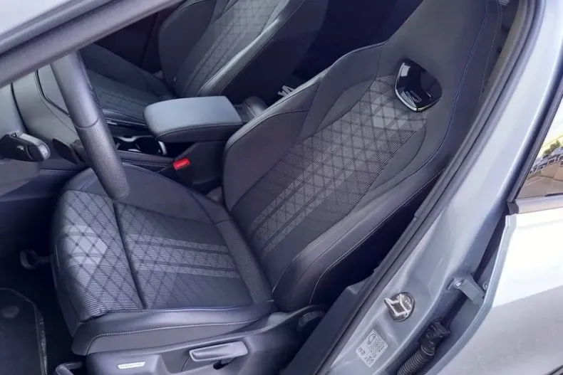 Volkswagen Tayron din 2025 cu 10.130 km - oferta VOL158200 - foto 30