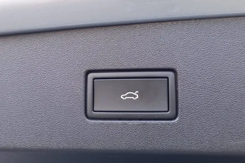 Volkswagen Tayron din 2025 cu 10.130 km - oferta VOL158200 - foto 35