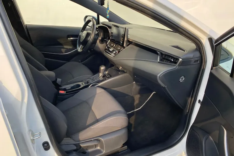 Toyota Corolla din 2020 cu 80.600 km - oferta TOY158206 - foto 5