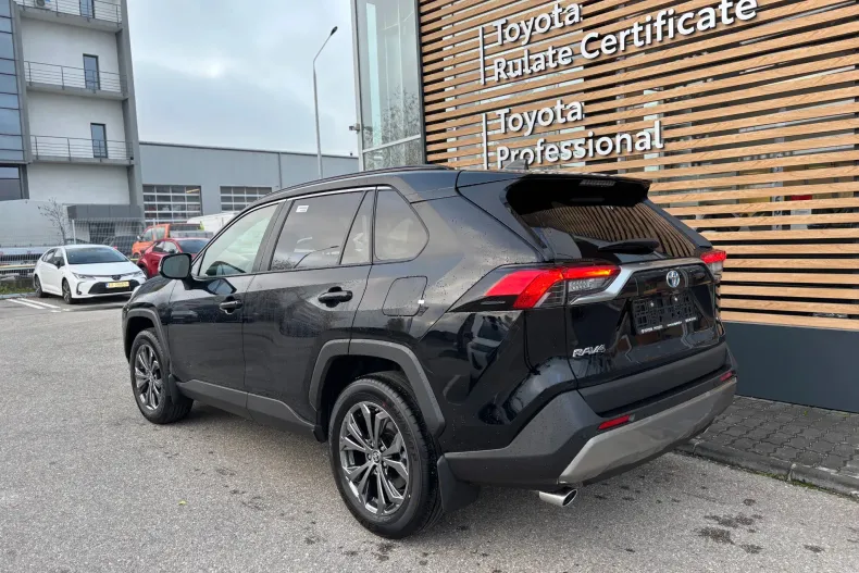 Toyota RAV4 din 2025 cu 10 km - oferta TOY158210 - foto 4