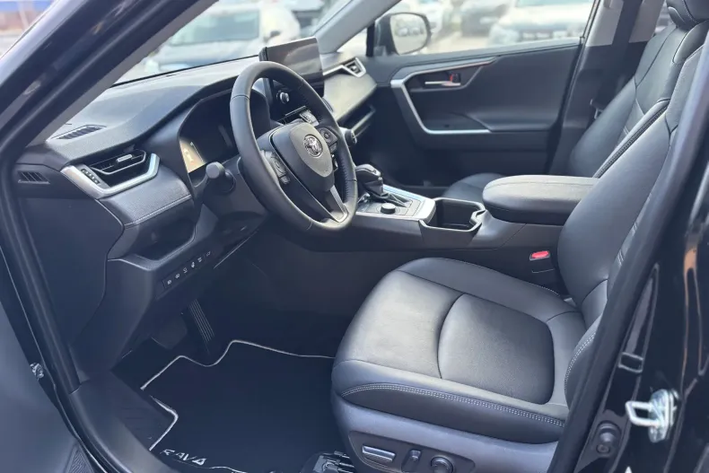 Toyota RAV4 din 2025 cu 10 km - oferta TOY158210 - foto 9