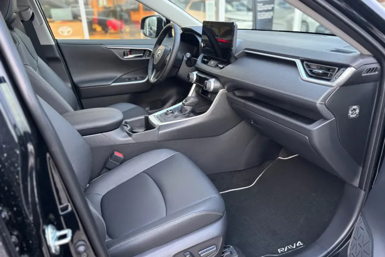 Toyota RAV4 din 2025 cu 10 km - oferta TOY158210 - foto 12