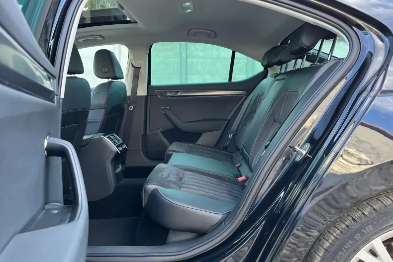 Skoda Superb din 2019 cu 155.700 km - oferta SKO158215 - foto 8