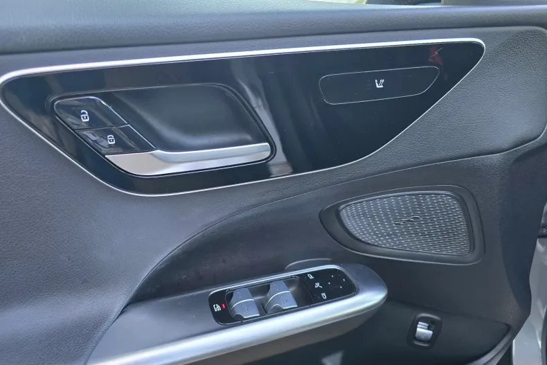 Mercedes-Benz C din 2022 cu 58.504 km - oferta MER158218 - foto 18