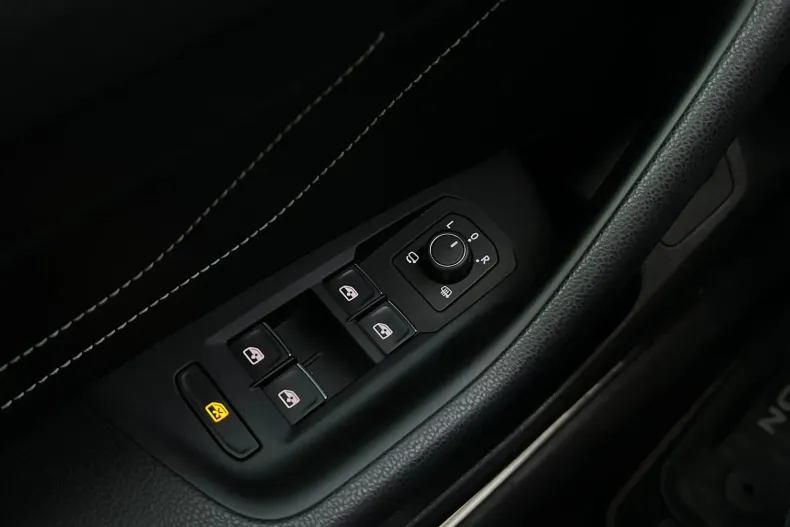 Volkswagen Arteon din 2021 cu 144.900 km - oferta VOL158222 - foto 31