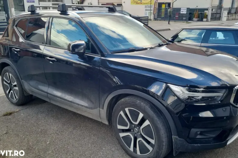 Volvo XC40 din 2019 cu 167.211 km - oferta VOL158226 - foto 4