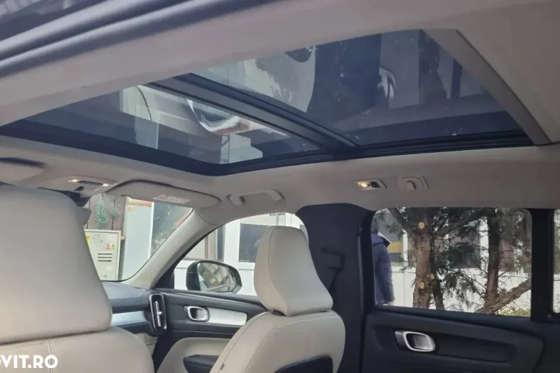 Volvo XC40 din 2019 cu 167.211 km - oferta VOL158226 - foto 10