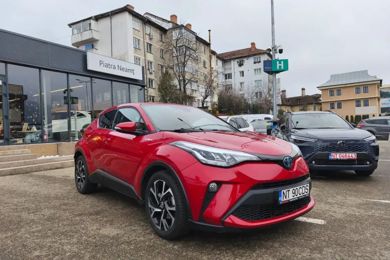 Toyota C-HR din 2020 cu 58.096 km - oferta TOY158228 - foto 2