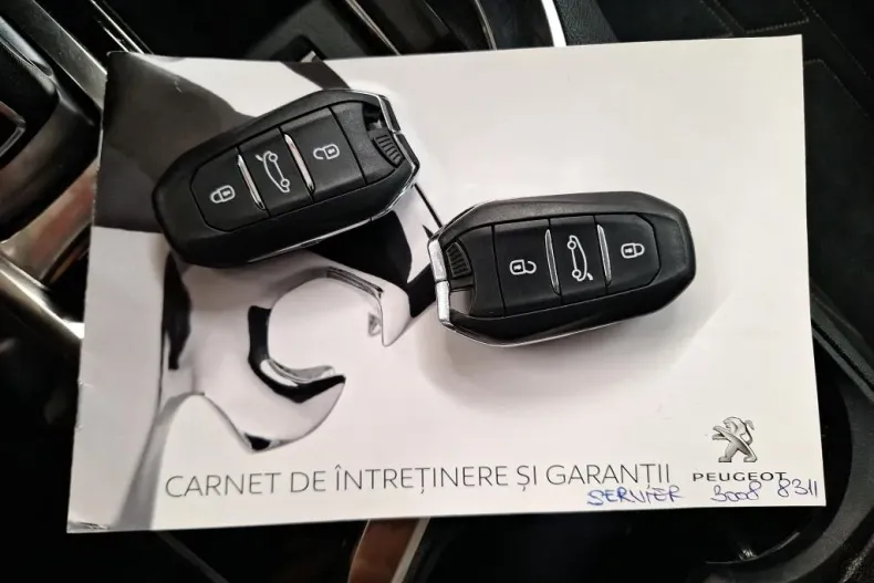 Peugeot 3008 din 2021 cu 58.935 km - oferta PEU158229 - foto 17