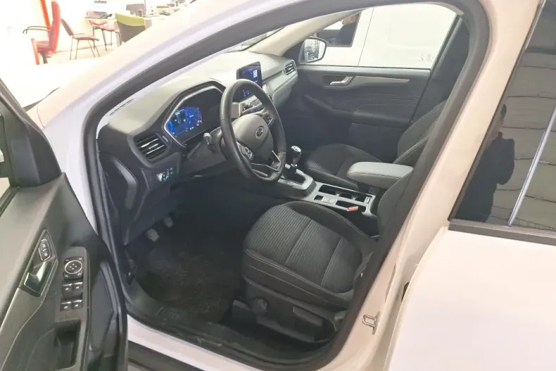 Ford Kuga din 2023 cu 27.226 km - oferta FOR158230 - foto 11