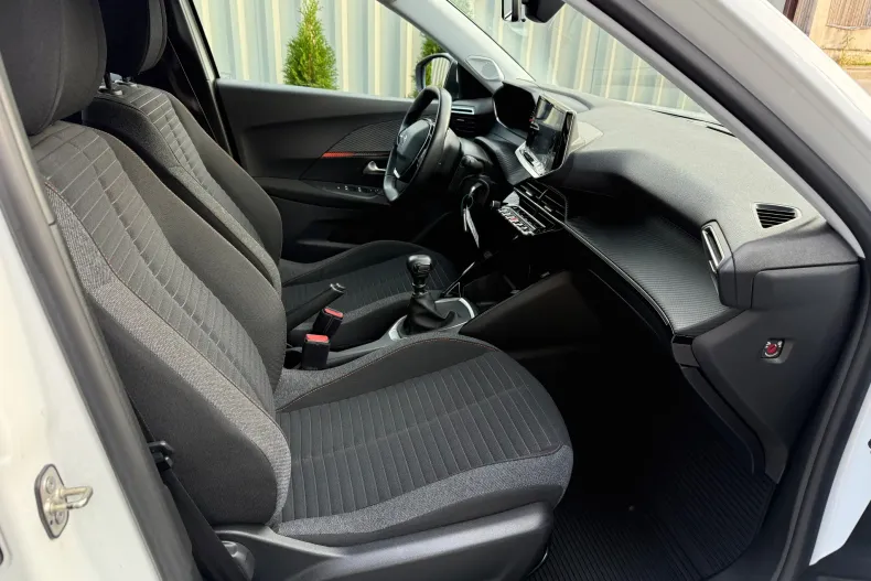 Peugeot 2008 din 2020 cu 129.900 km - oferta PEU158232 - foto 6