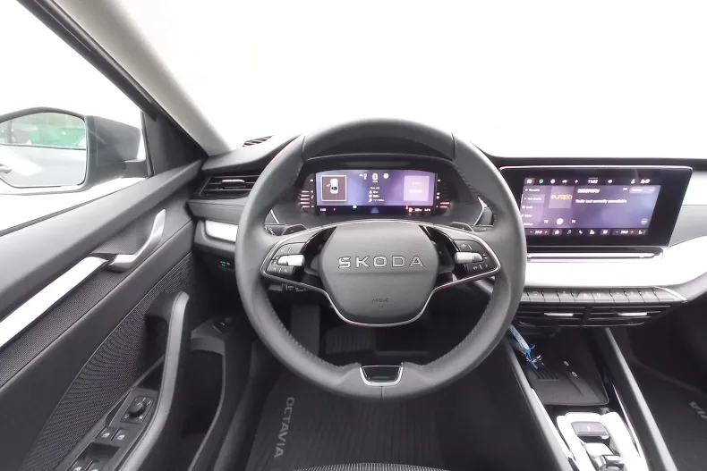 Skoda Octavia din 2025 cu 1.571 km - oferta SKO158245 - foto 17