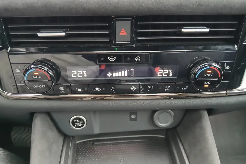 Nissan Qashqai din 2024 cu 15.323 km - oferta NIS158246 - foto 10