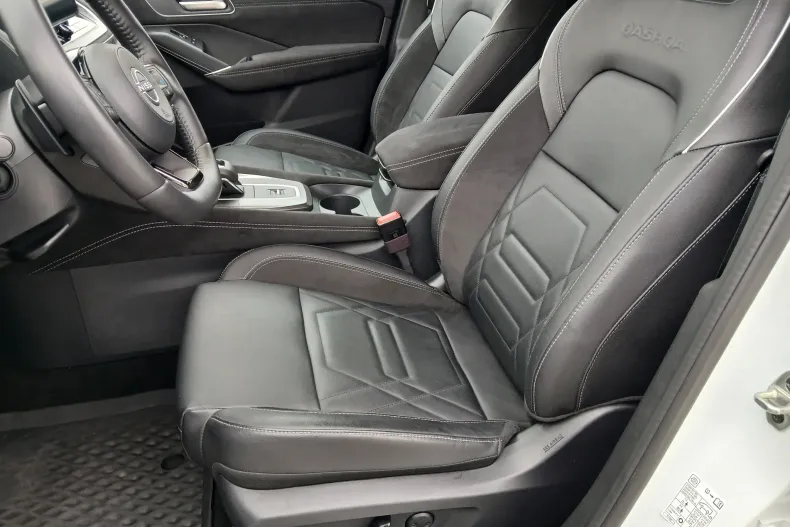 Nissan Qashqai din 2024 cu 15.323 km - oferta NIS158246 - foto 12