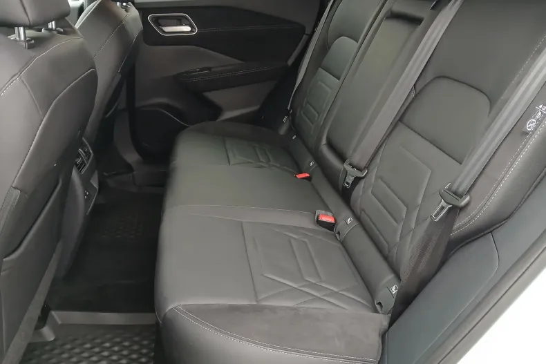 Nissan Qashqai din 2024 cu 15.323 km - oferta NIS158246 - foto 13