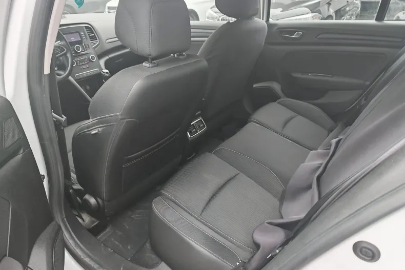 Renault Megane din 2020 cu 39.200 km - oferta REN158247 - foto 10