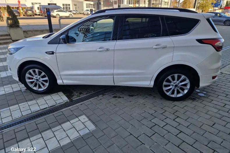Ford Kuga din 2019 cu 63.200 km - oferta FOR158252 - foto 4