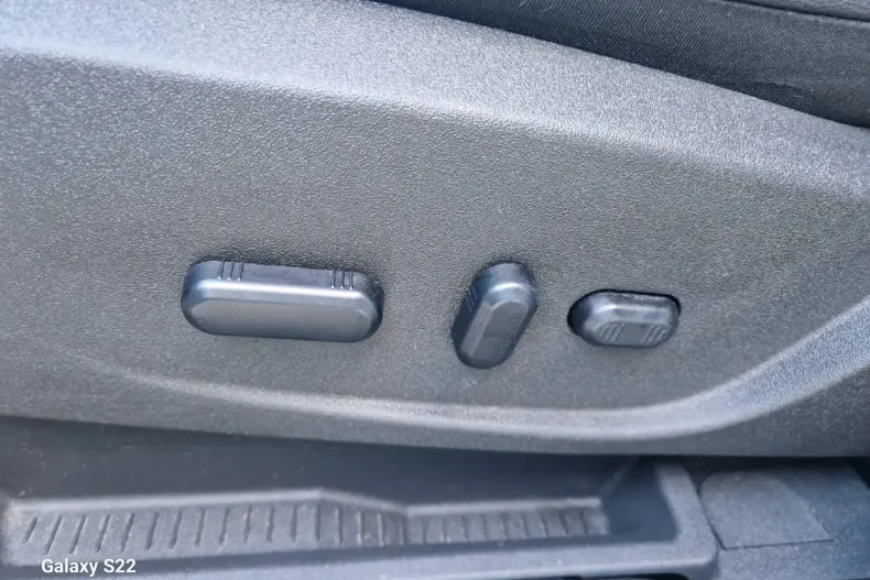 Ford Kuga din 2019 cu 63.200 km - oferta FOR158252 - foto 11