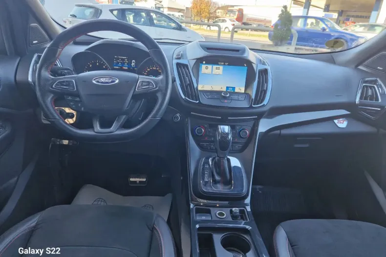 Ford Kuga din 2019 cu 63.200 km - oferta FOR158252 - foto 12