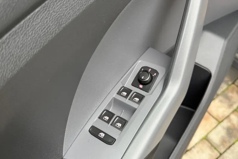 Volkswagen T-Cross din 2021 cu 70.349 km - oferta VOL158257 - foto 13