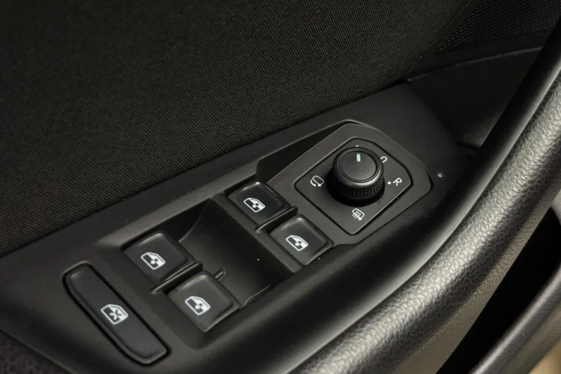 Volkswagen Passat din 2020 cu 160.771 km - oferta VOL158268 - foto 21