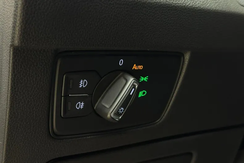 Volkswagen Passat din 2020 cu 160.771 km - oferta VOL158268 - foto 22