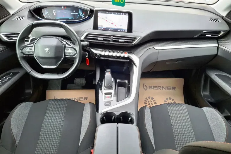 Peugeot 3008 din 2020 cu 118.235 km - oferta PEU158289 - foto 7