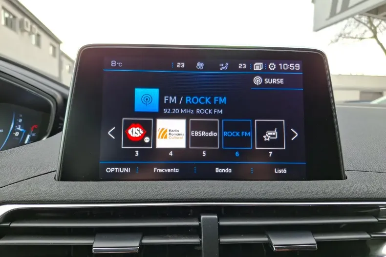 Peugeot 3008 din 2020 cu 118.235 km - oferta PEU158289 - foto 16