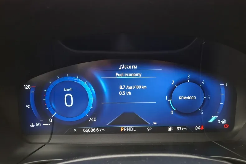 Ford Kuga din 2020 cu 66.886 km - oferta FOR158290 - foto 6