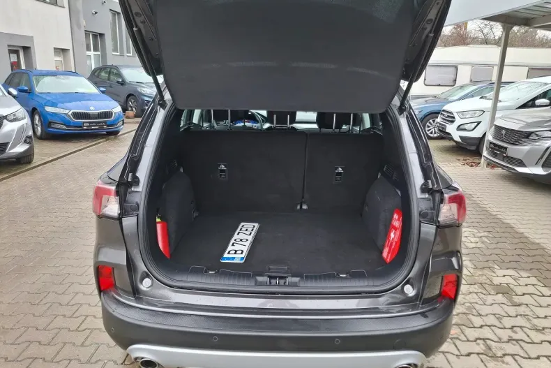 Ford Kuga din 2020 cu 66.886 km - oferta FOR158290 - foto 10