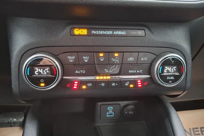 Ford Kuga din 2020 cu 66.886 km - oferta FOR158290 - foto 19